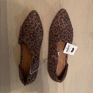 UNIVERSAL THREAD Leopard Print Slip Ons